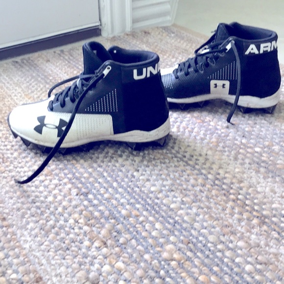 Too small - Picture 2 of 2